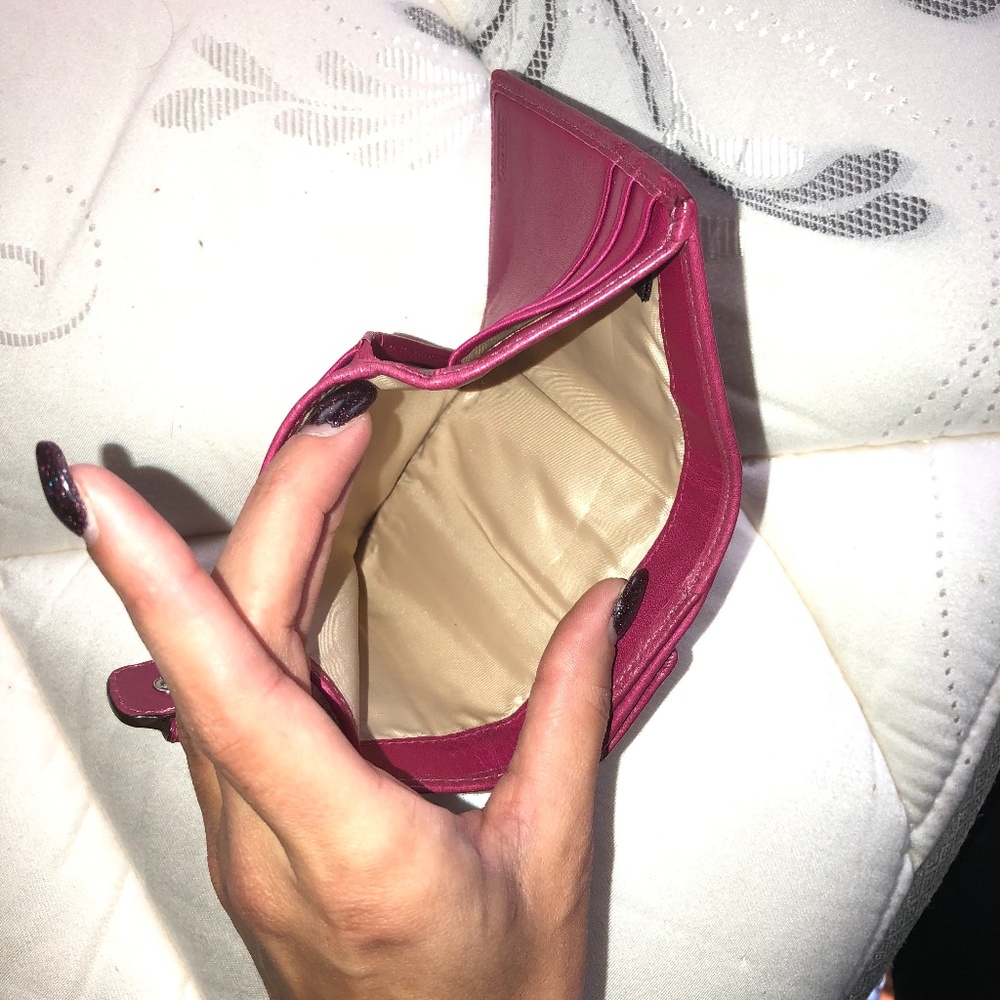 Coach Wallet - Picture 4 of 4